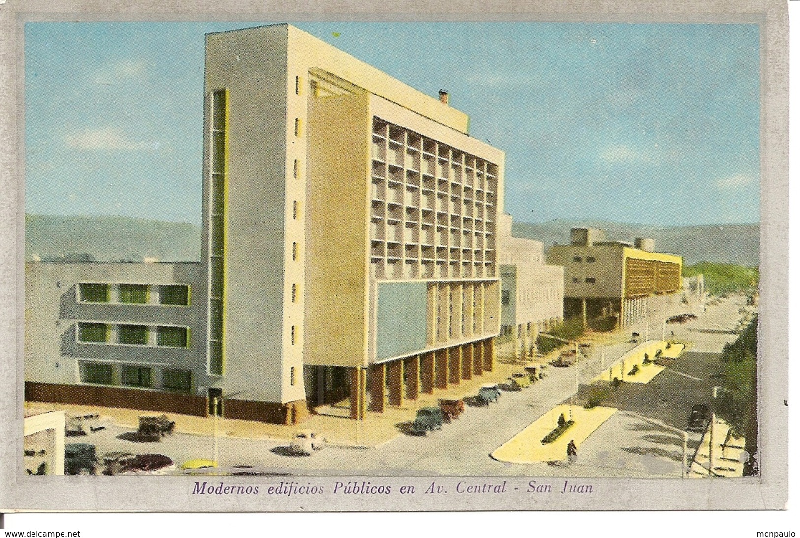 Argentine. CPM. San Juan. Modernos Edificios Publicos En Avenue Central (Amérique Du Sud, Autos) - Argentina