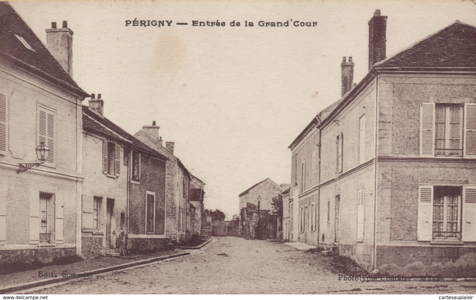 Perigny : Entrée De La Grand'Cour - Perigny