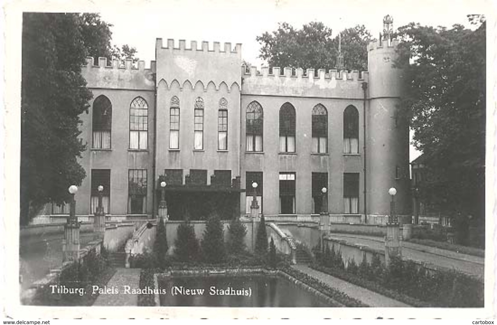 Tilburg, Paleis Raadhuis (nieuw Stadhuis)  (glansfotokaart) - Tilburg