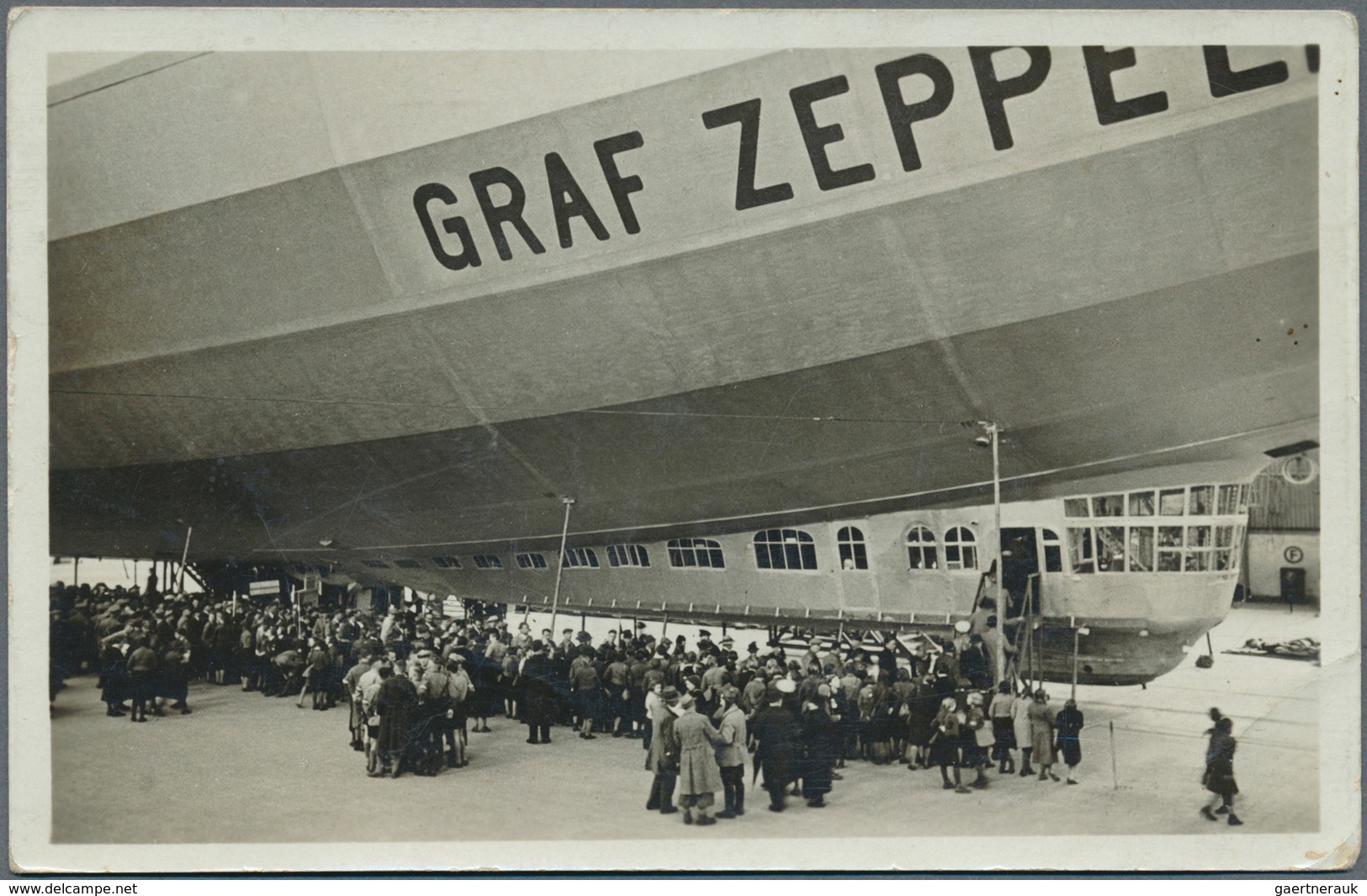 Ansichtskarten: 1899-1960, Partie Mit Rund 350 Karten, Zumeist Vor 1945, Dabei Topographie Mit Klein - 500 Postcards Min.