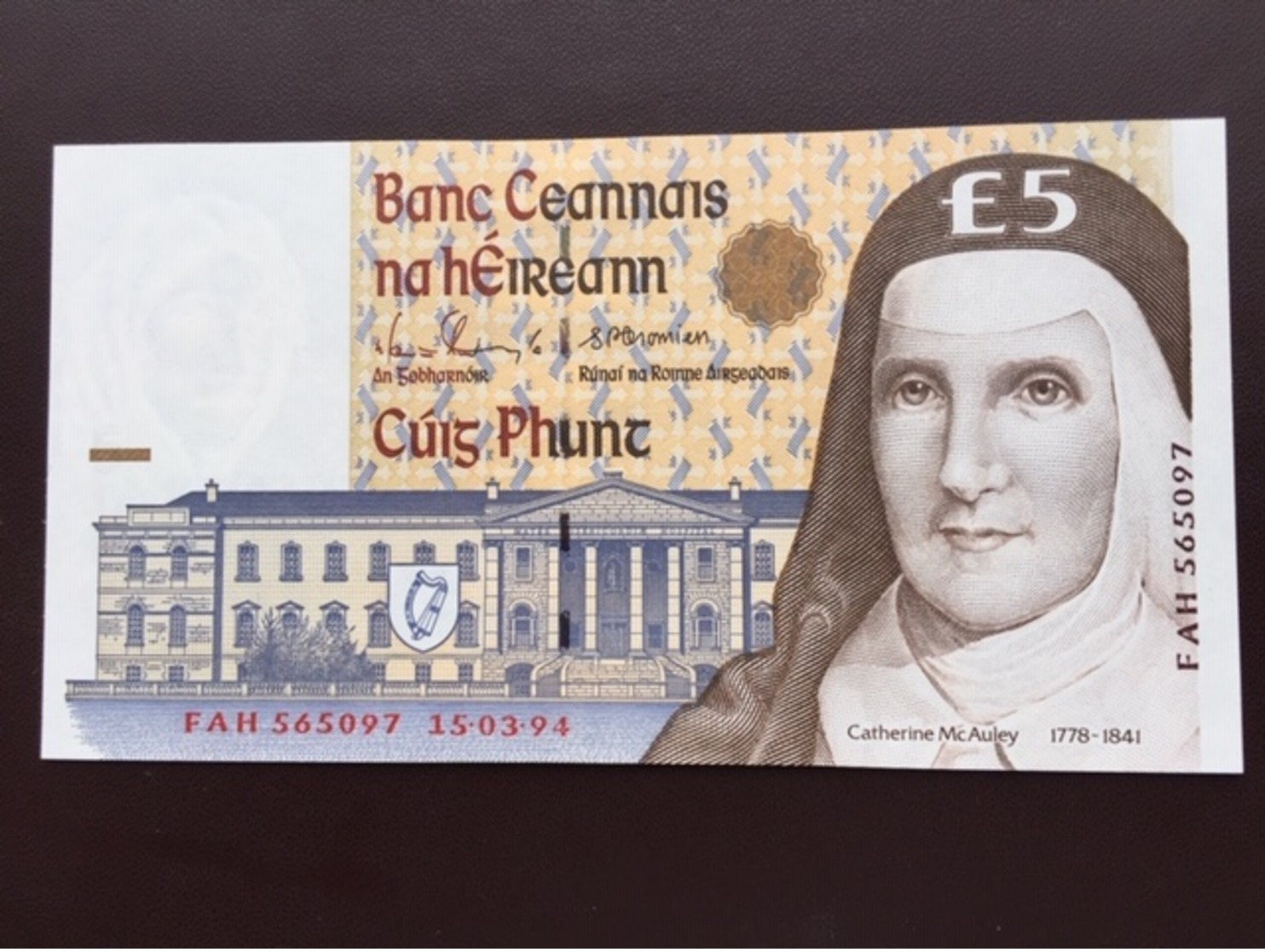 IRELAND P75 5 POUNDS 15.03.1994 UNC - Irlande