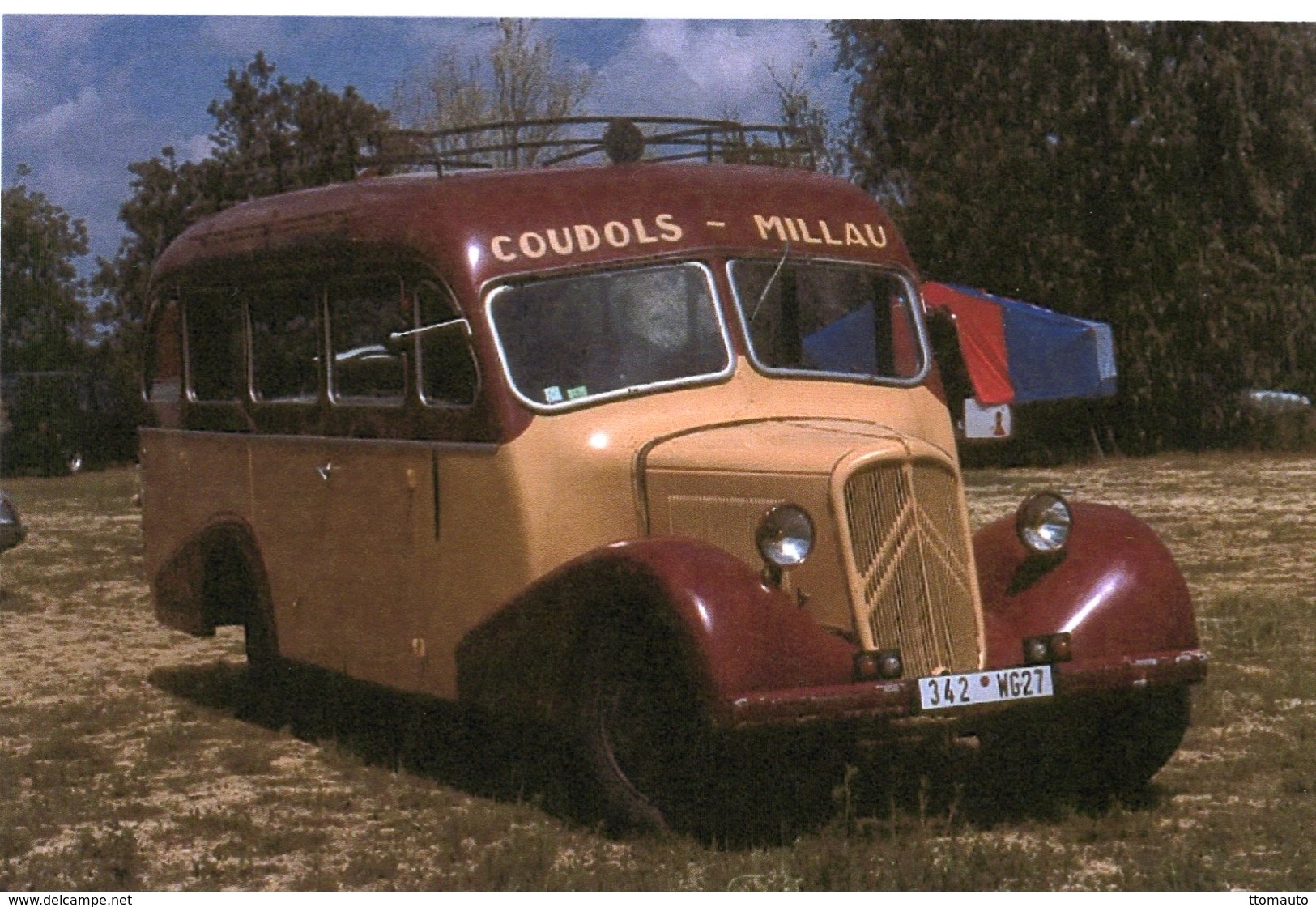 Ancien Autobus De Marque Citroen - Coudols-Millau   -  15x10 PHOTO - Bus & Autocars