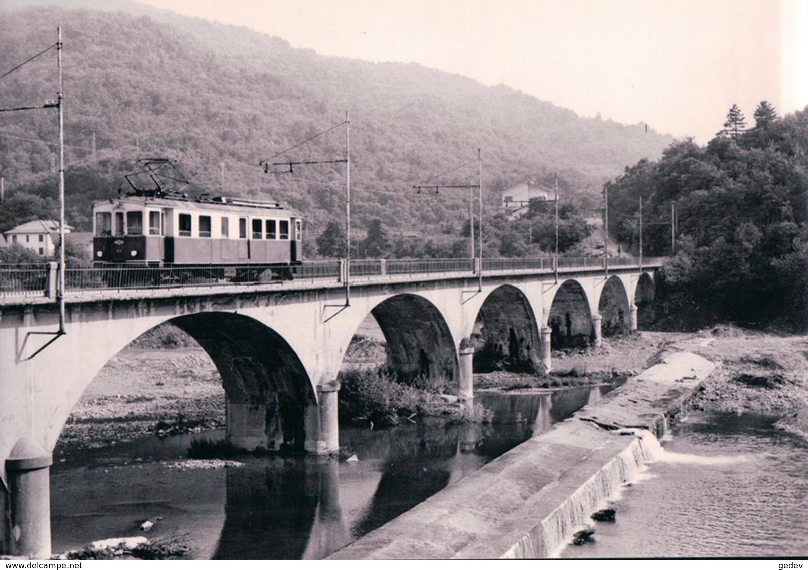 Italie, Ferrovia Genova Casella, Train Sur Le Pont à Casella-Paese, Photo 1978, BVA FGC 538.11 - Treni