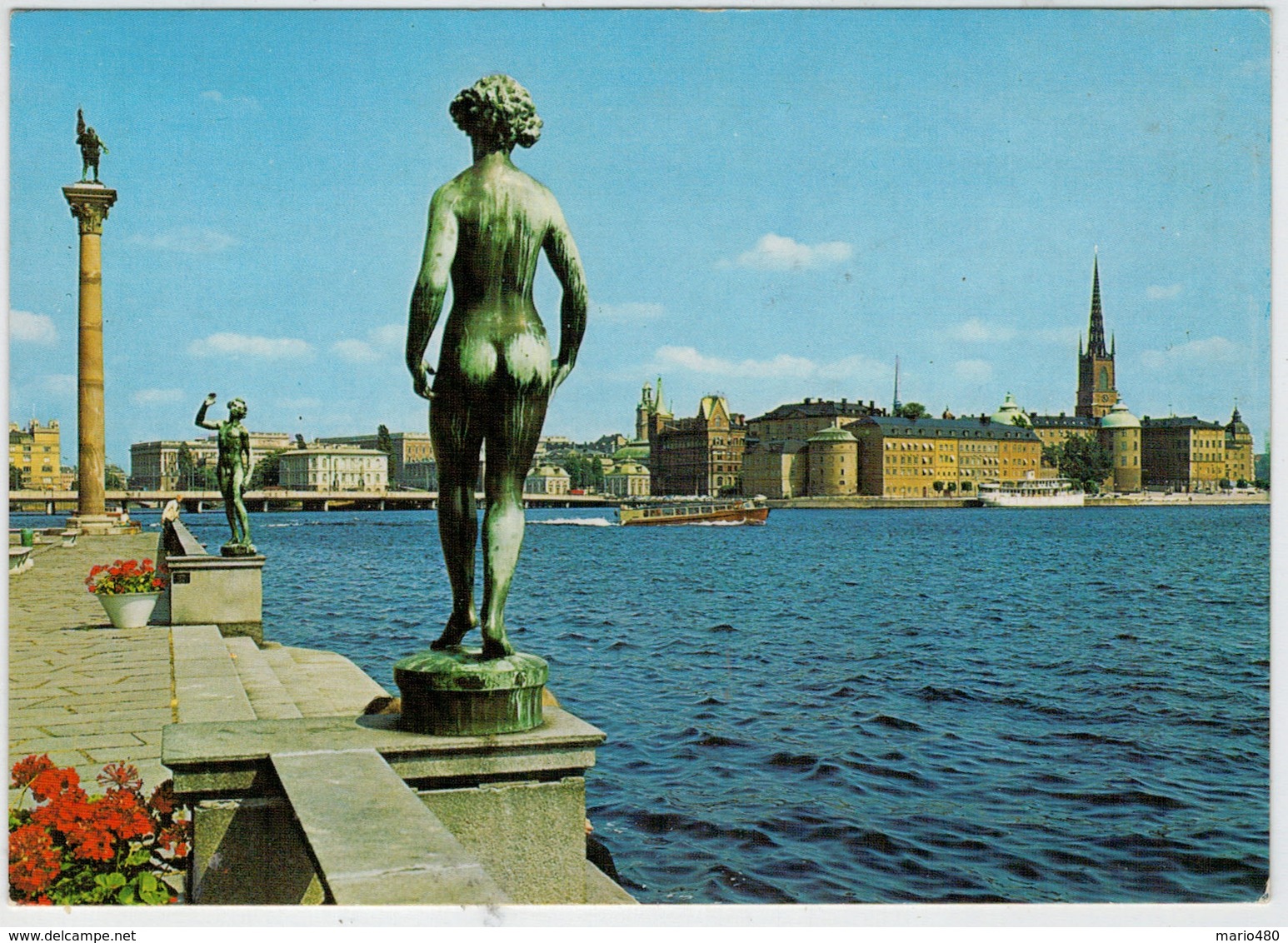 STOCKHOLM  RIDDARHOLMEN  FRAN  STADSHUSTRADGARDEN                 2  SCAN            (VIAGGIATA) - Sweden