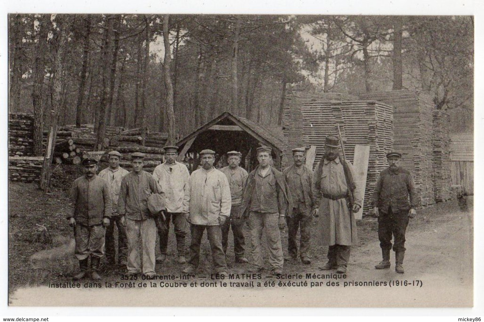 LES MATHES-Prisonniers De Guerre Allemands Travaillant à La Scierie Dans La Forêt De La Coubre-militaria ( Très Animée)- - Les Mathes