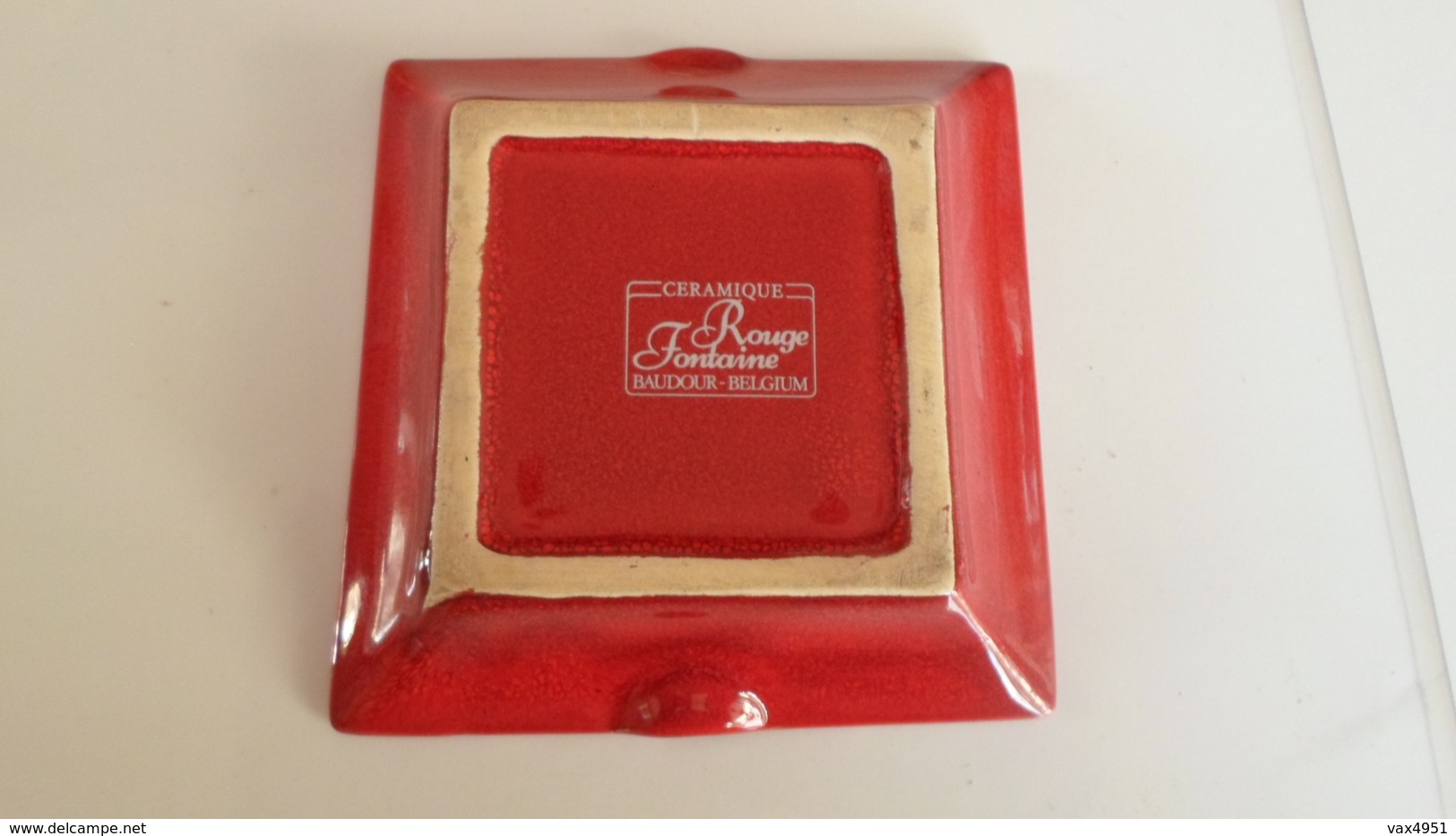 CENDRIER JOHNNIE WALKER      ****   RARE   A  SAISIR **** - Ashtrays