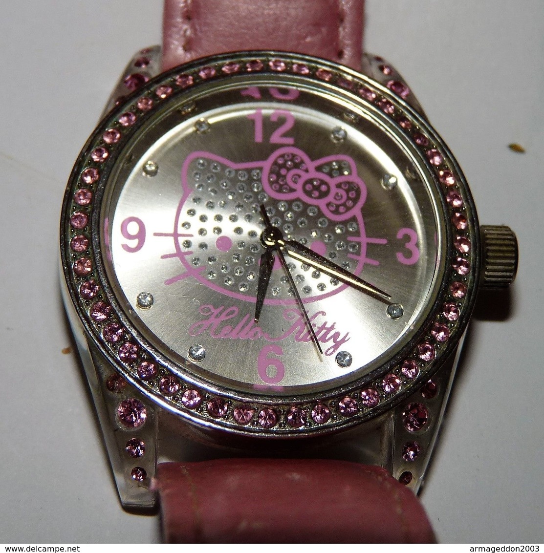 BELLE VERITABLE MONTRE HELLO KITTY 4401001 BY SANRIO TBE FONCTIONELLE - Montres Modernes