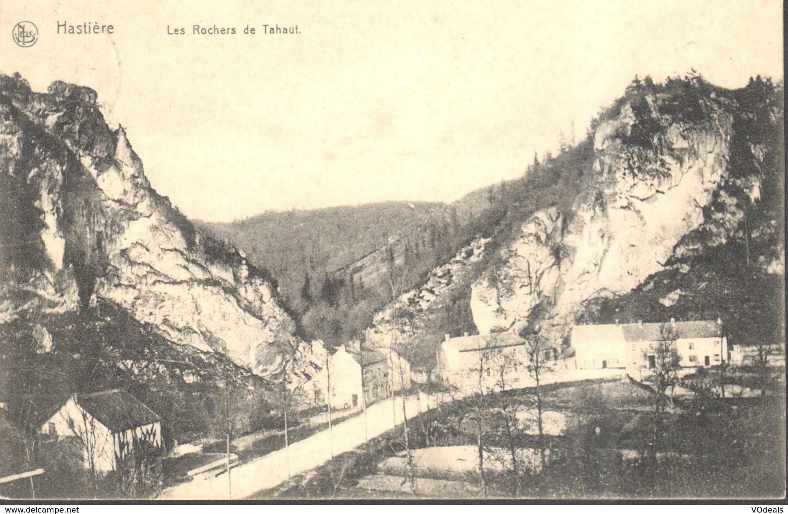 CPA - Belgique - Namur - Hastière - Les Rochers De Tahaut - Hastière