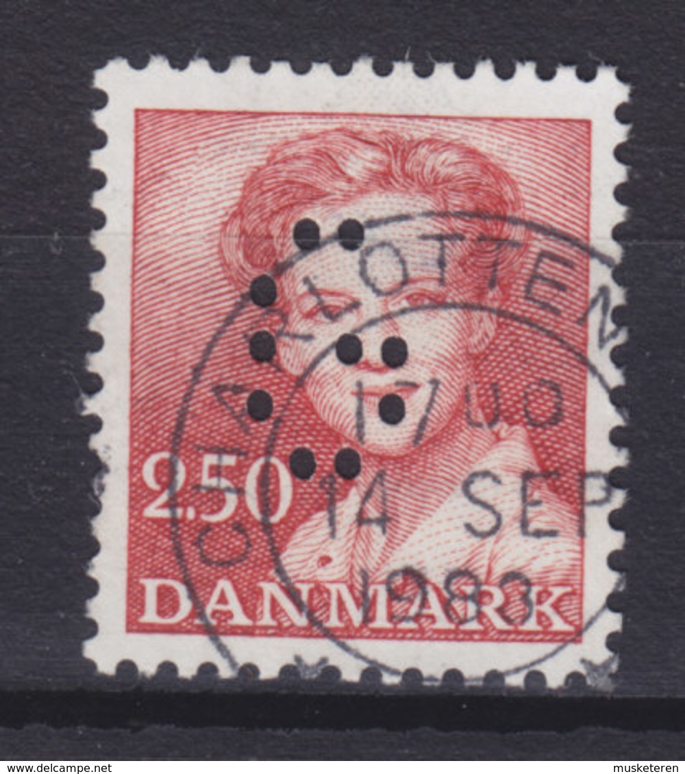 Denmark Perfin Perforé Lochung (G01) 'G' Gentofte Kommune, Charlottenlund (Mi. 777) Margrethe II. Stamp (2 Scans) - Abarten Und Kuriositäten