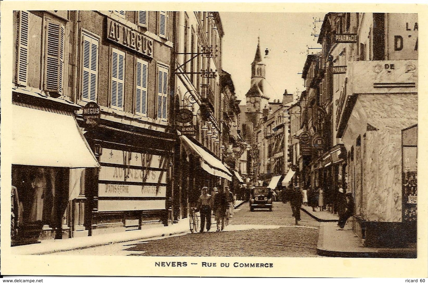 Cpsm Nevers,rue Du Commerce, Au Négus Pâtisserie, Voiture Ancienne - Nevers