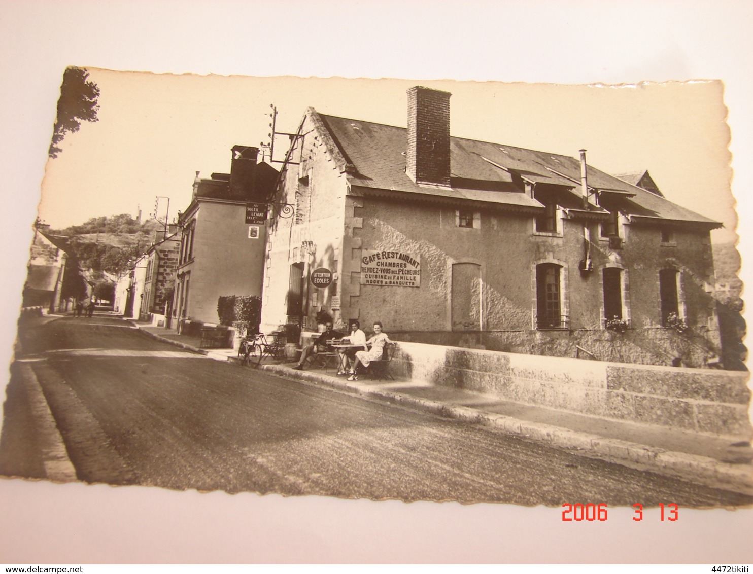 C.P.A.- La Chartre Sur Le Loir (72) - L'Hôtel Soleil Levant - Café Restaurant Rendez Vous Pêcheurs - 1940 - SUP (AY 96) - Other & Unclassified