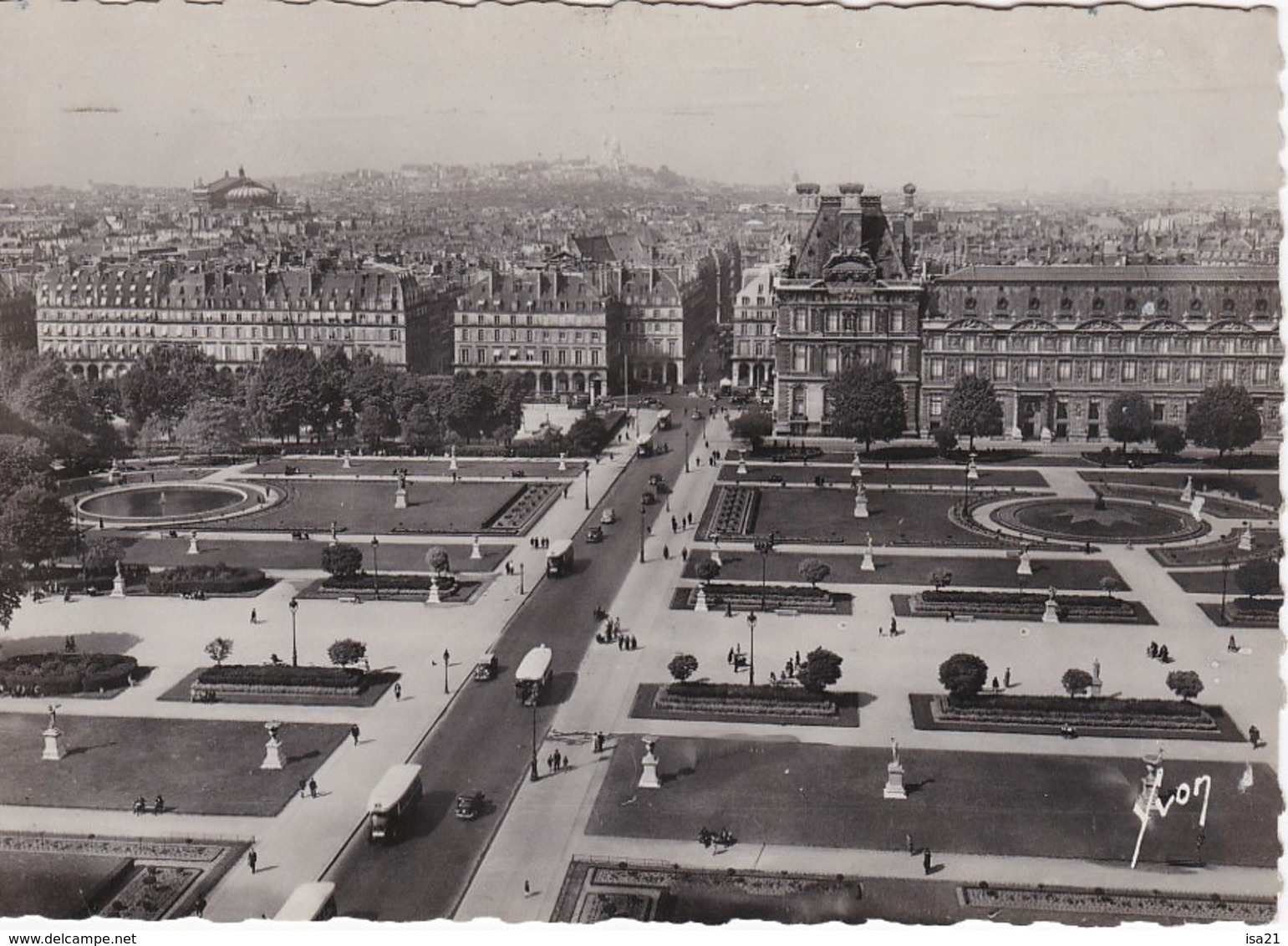 lot de 50 CPSM de PARIS (1950-1970)  toutes scannées: monuments;; Tour Eiffel, ponts; églises, rues, la Seine,  ND, etc.