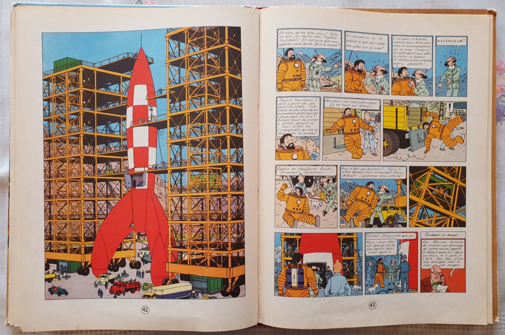 TINTIN OBJECTIF LUNE EO FRANCAISE B8 ©1953