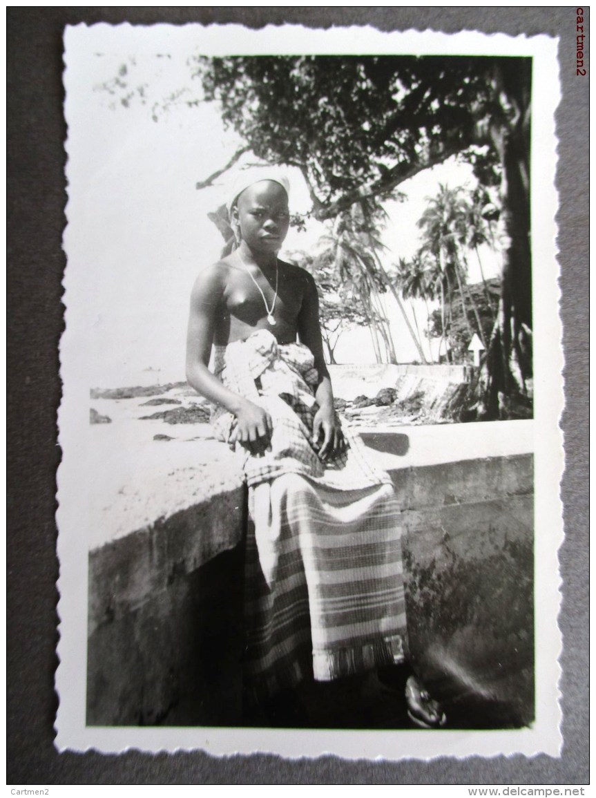 ALBUM 160 PHOTOGRAPHIES AFRIQUE EROTISME CONAKRY CONSTUCTION DRAGUE GEOMETRE CHASSE SCAPHANDRIER FOTOBA TAMARA EROTICISM