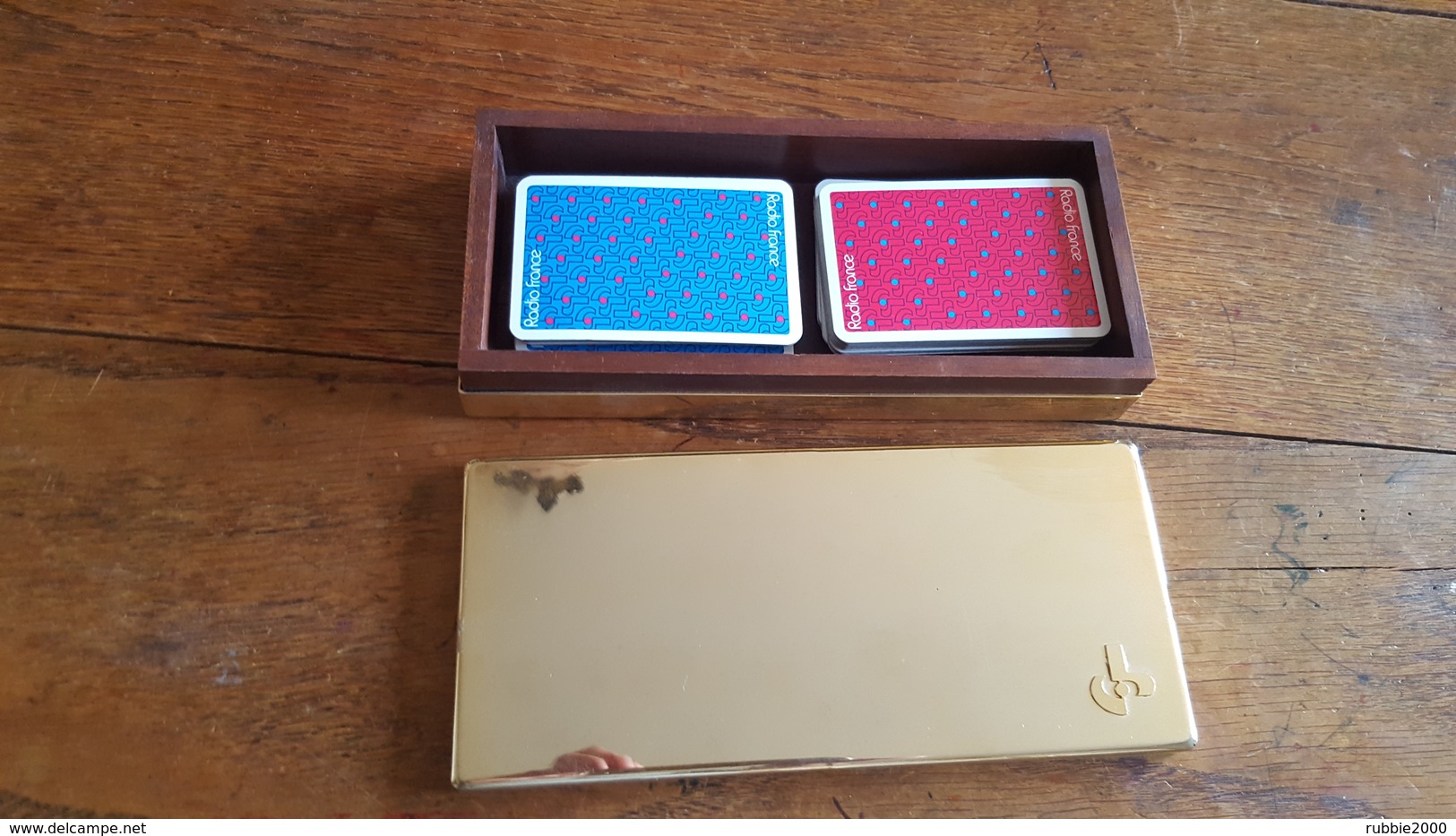 BOITIER LUXE PUBLICITE 1975 RADIO FRANCE AVEC 2 JEUX DE 54 CARTES - 54 Cards