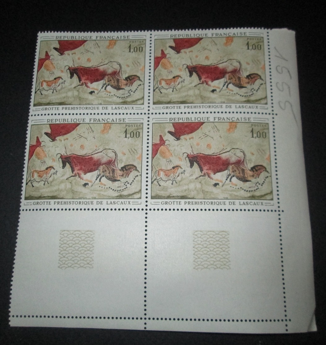 France 1968 Neuf** N° 1555 Tableau Grotte De Lascaux Bloc De 4 Timbres Coin De Feuille - Fogli Completi