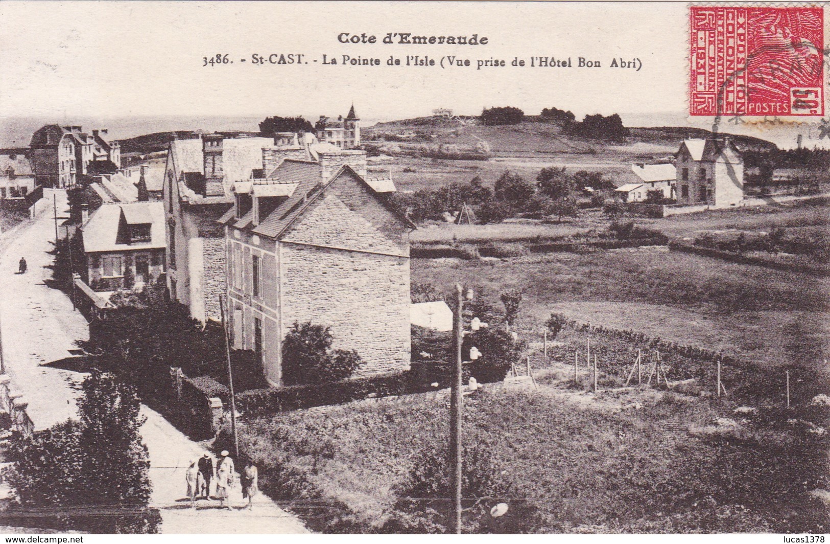 22 /ST CAST / LA POINTE  DE L ISLE / VUE PRISE DE L HOTEL BON ABRI / TIMBRE EXPO COLONIALE - Saint-Cast-le-Guildo