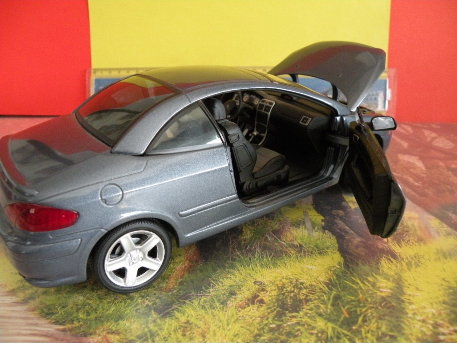 Peugeot 307 CC - Métal Neuf - 1/18 - Sans Boite - Solido - - Solido