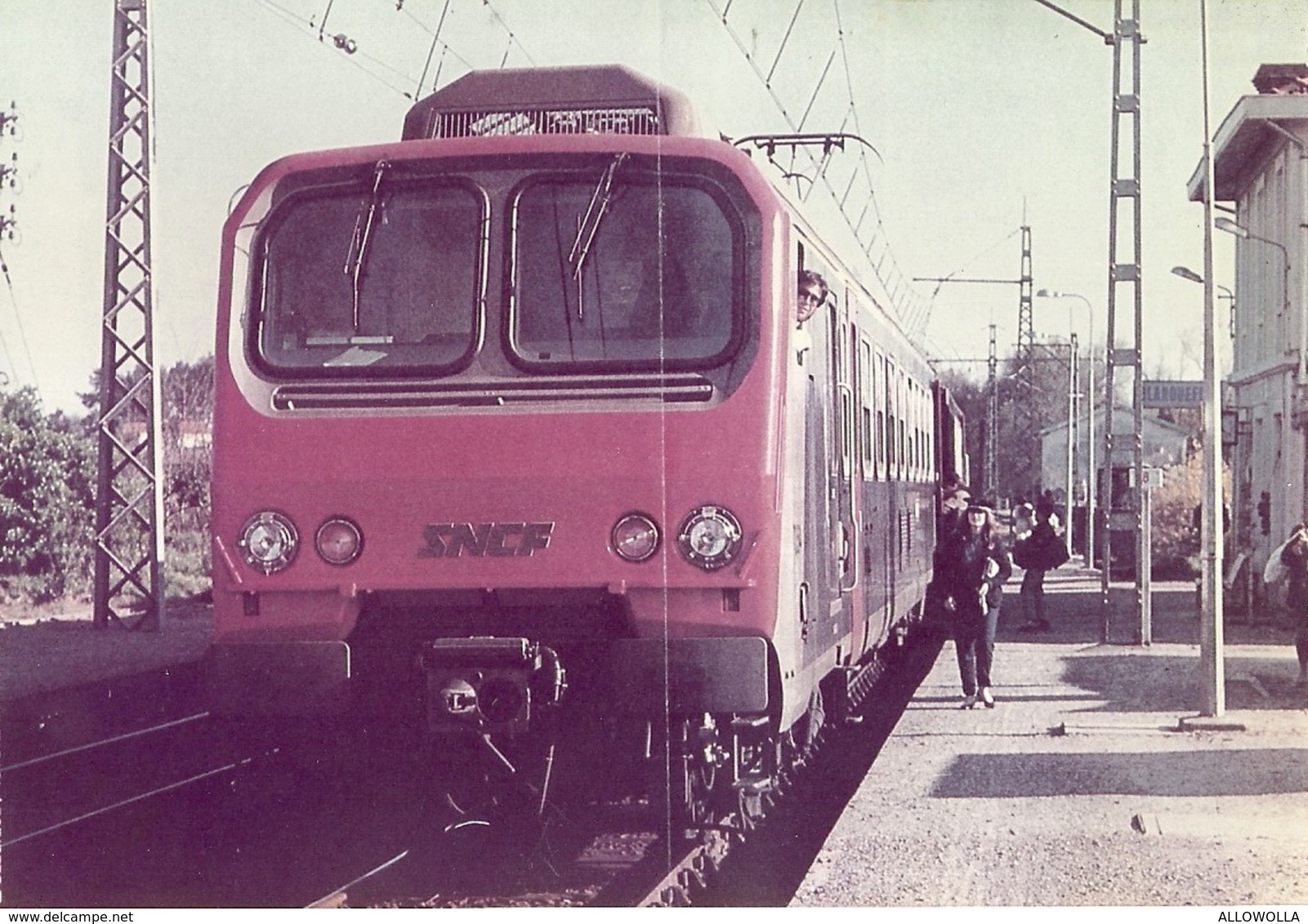 1303 " TRENI - RACCOLTA DI 57 IMMAGINI SU CARTA FOTOGRAFICA "