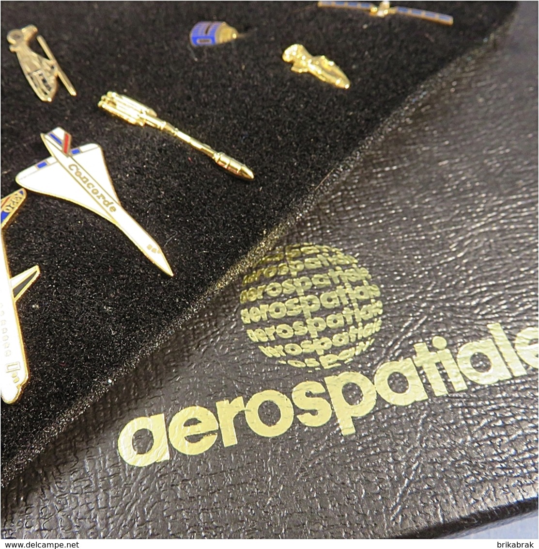 ~ COFFRET PIN'S AVIONS AEROSPATIALE - Aviation Concorde Ariane A 320 EADS - Autres & Non Classés