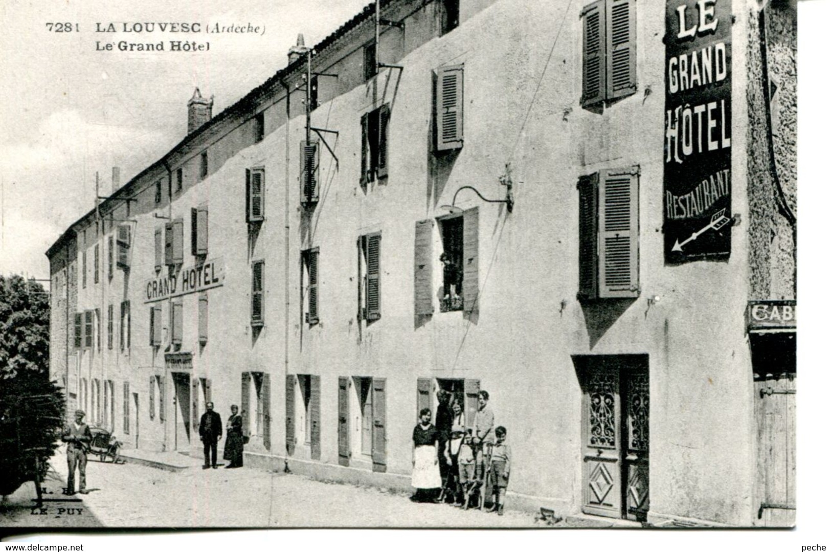 N°65077 -cpa La Louvesc -le Grand Hôtel- - La Louvesc