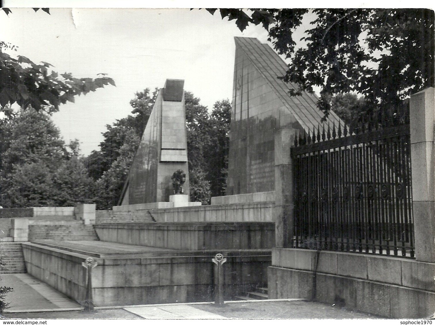 GERMANY - ALLEMAGNE - EX DDR - BERLIN TREPTOW - Photo 11 X 15 Cm - Mémorial Soldats Soviétiques - Brandenburg