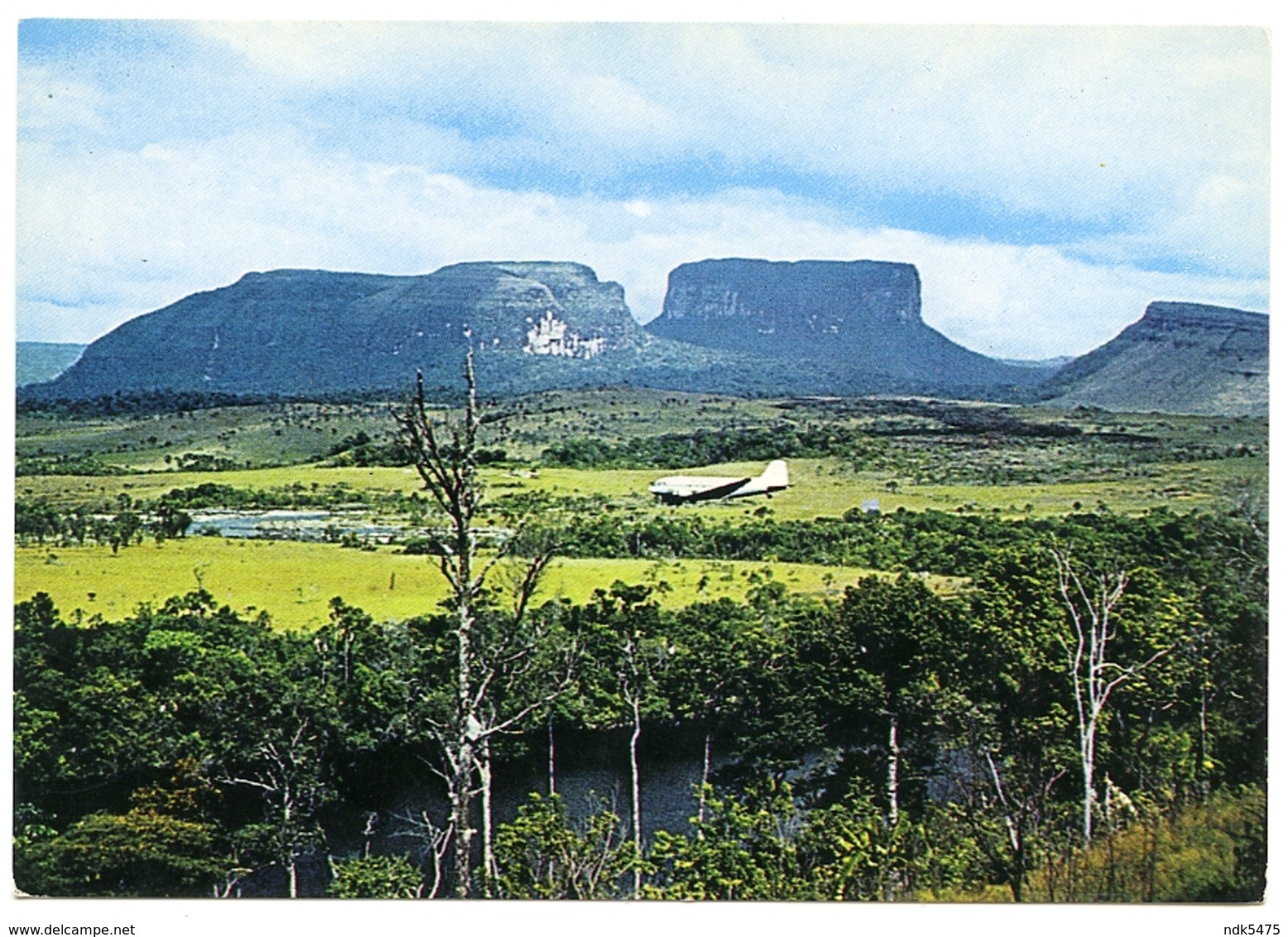 VENEZUELA : PARQUE NACIONAL CANAIMA - DAKOTA DC-3 (10 X 15cms Approx.) - Venezuela