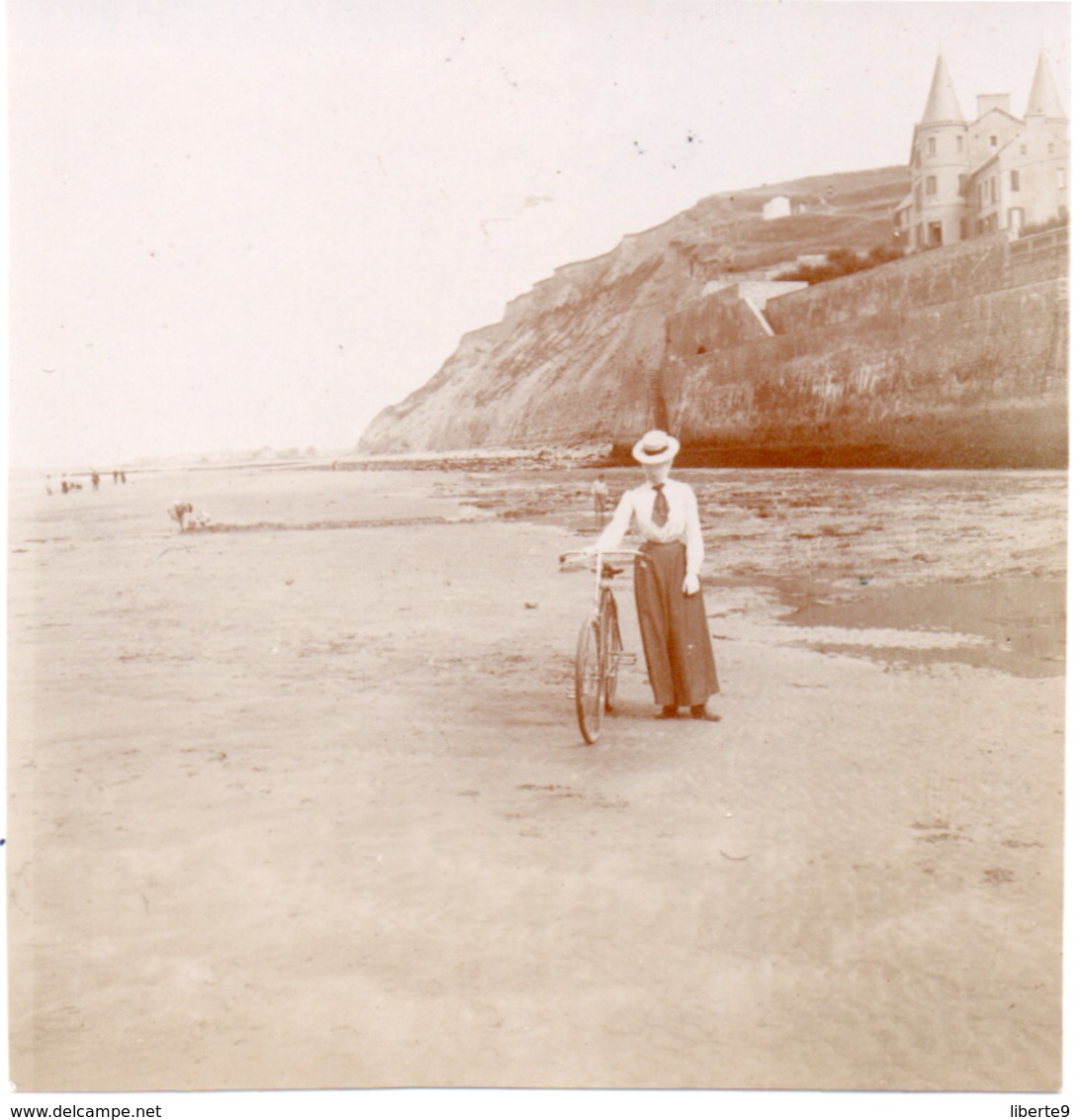 Arromanches - Photo ! C.1900 Velo Chateau - Old (before 1900)