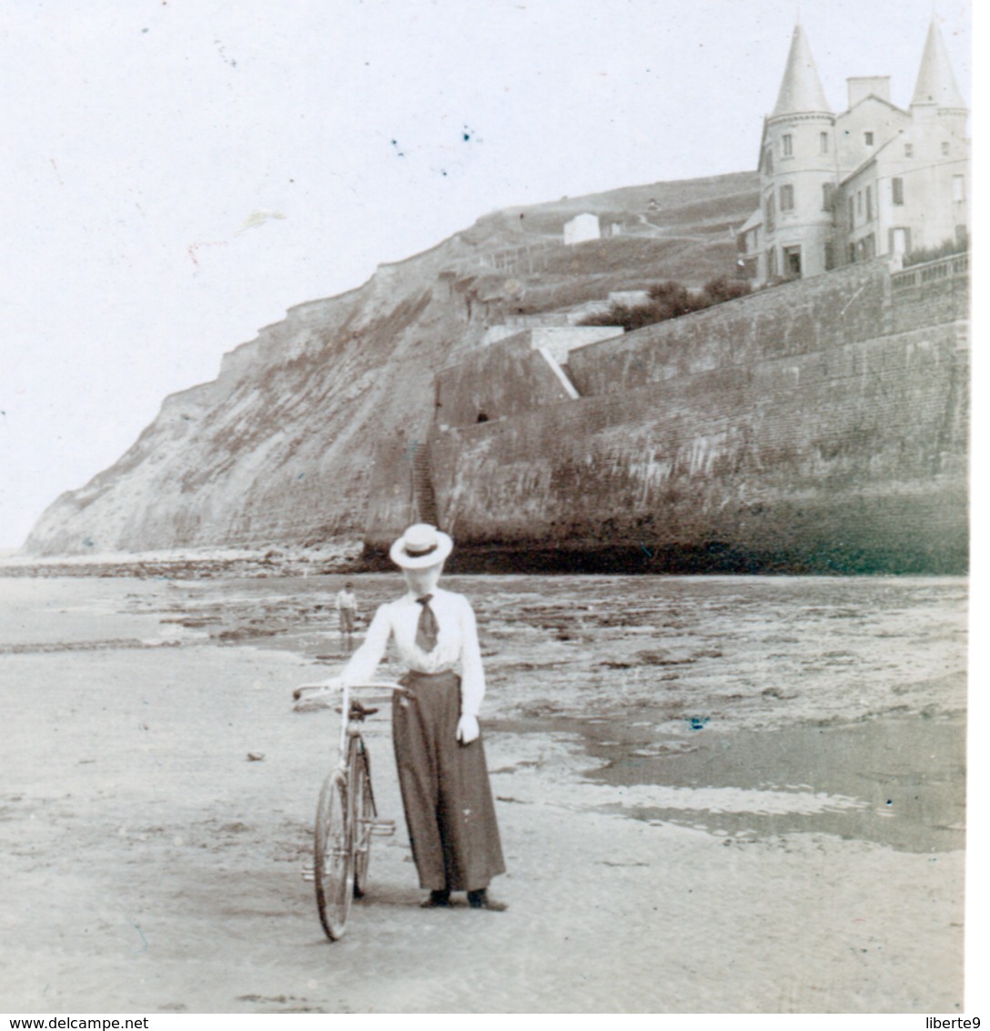 Arromanches - Photo ! C.1900 Velo Chateau - Old (before 1900)