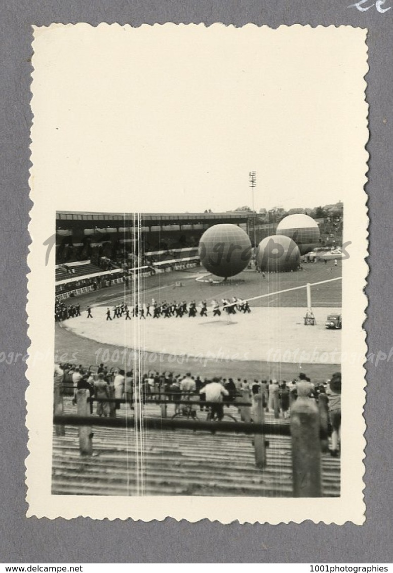 Stade Du Heysel - F&ecirc;te A&eacute;ronautique, Le  30/05/1946. Vue Sur L&#039;int&eacute;rieur Du Stade Du Heysel. Pl - Autres & Non Classés