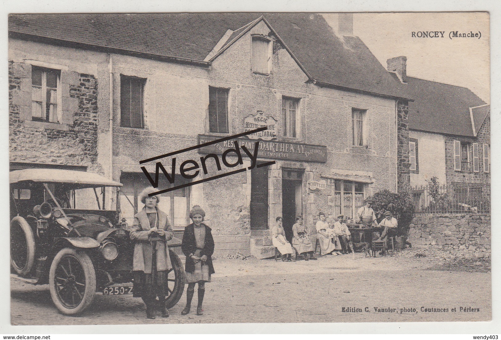 Roncey (restaurant E. Darthenay Animée Avec Vieille Voiture) - Sonstige & Ohne Zuordnung