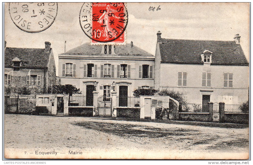 78 ECQUEVILLY - Vue De La Mairie - Altri & Non Classificati