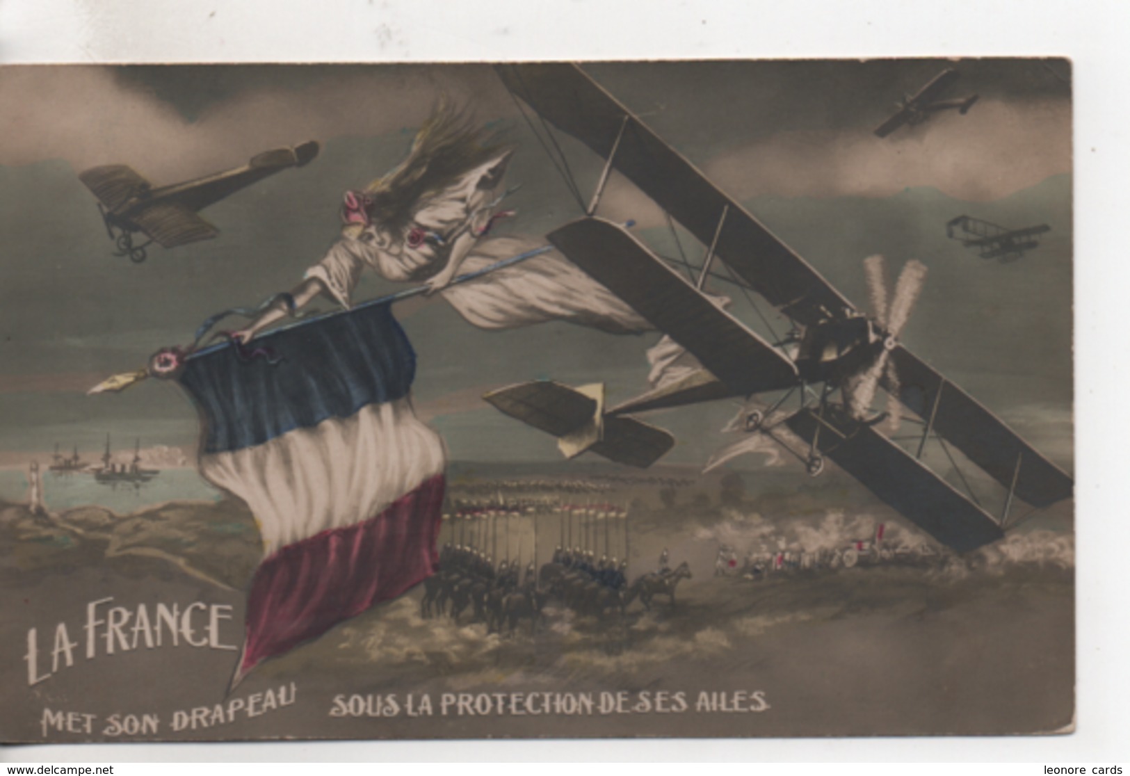 Cpa.Militaire.Patriotique.La France Met Son Drapeau Sous La Protection De Ses Ailes. - Patriotiques