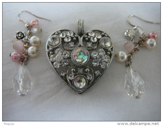 BROCHE + BOUCLES D'OREILLE ( OREILLES PERCEES)  LIRE ET VOIR !! - Broches