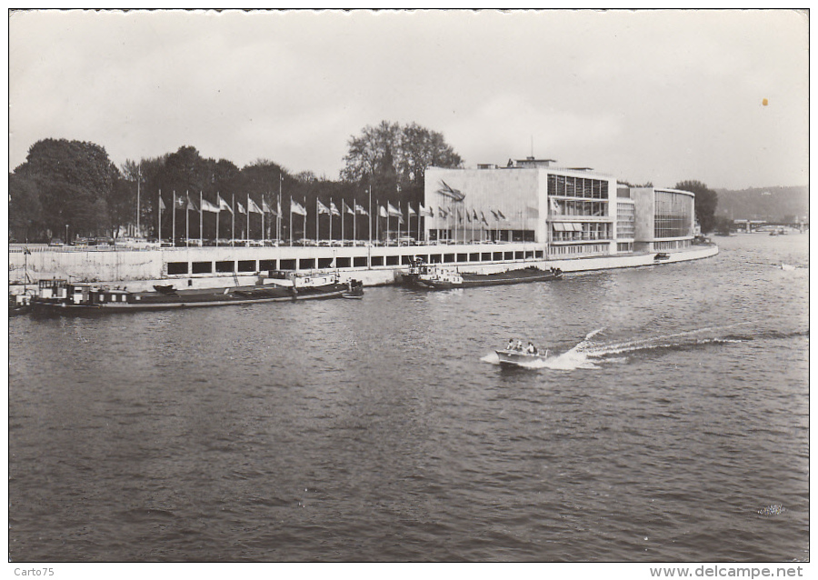 Belgique - Liège - La Meuse Et Palais Des Congrès - 1954 - Péniches Bâteau Hords-Bord - Liege