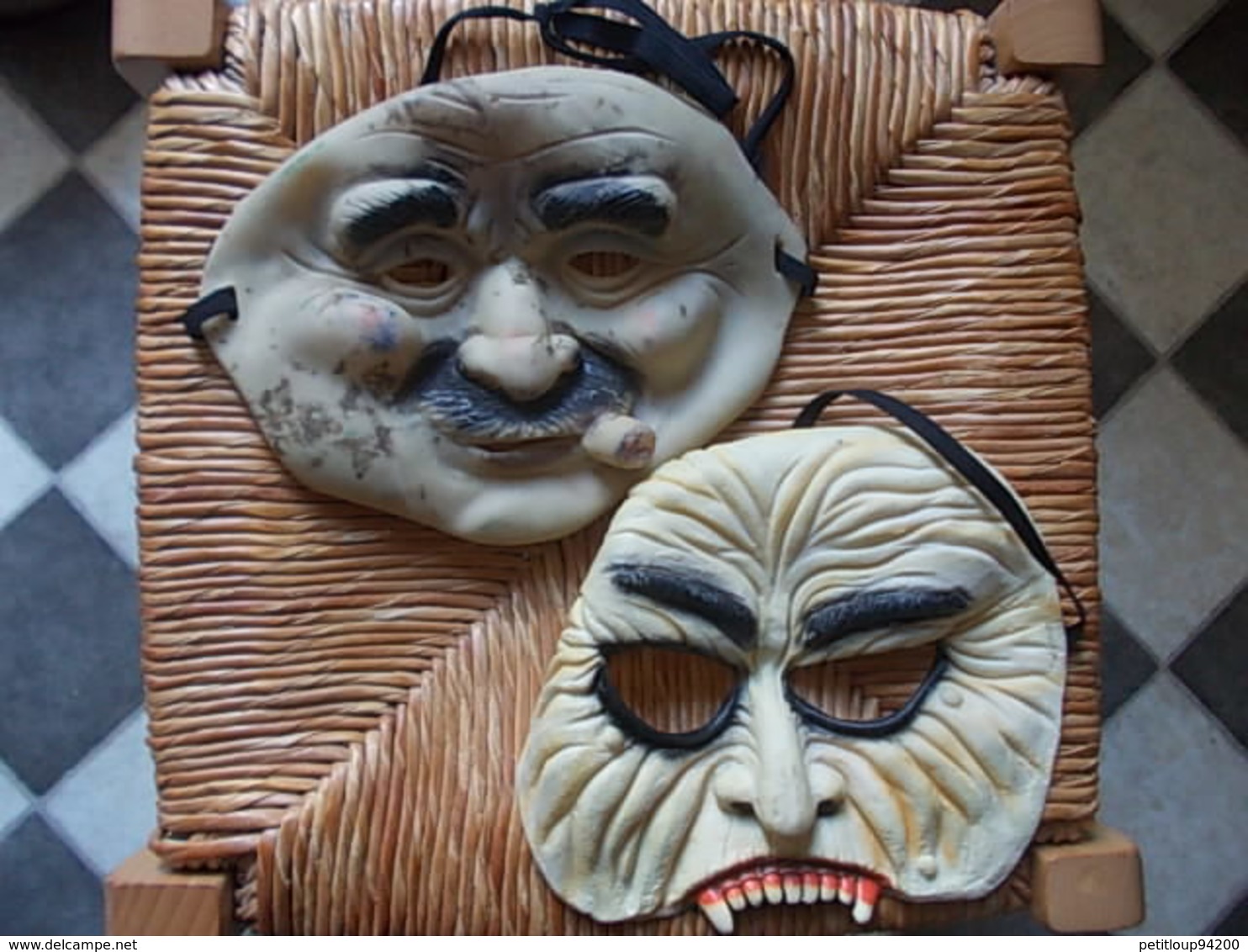 2 ANCIENS MASQUES DE CARNAVAL Caoutchouc Latex MASK - Carnaval