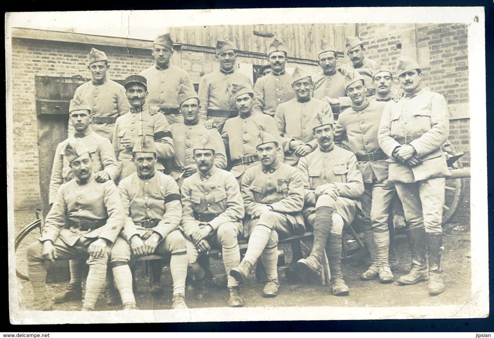 Cpa Carte Photo Groupe De Militaires Photo Prise Le 11 Novembre 1918  SEPT18-18 - Régiments