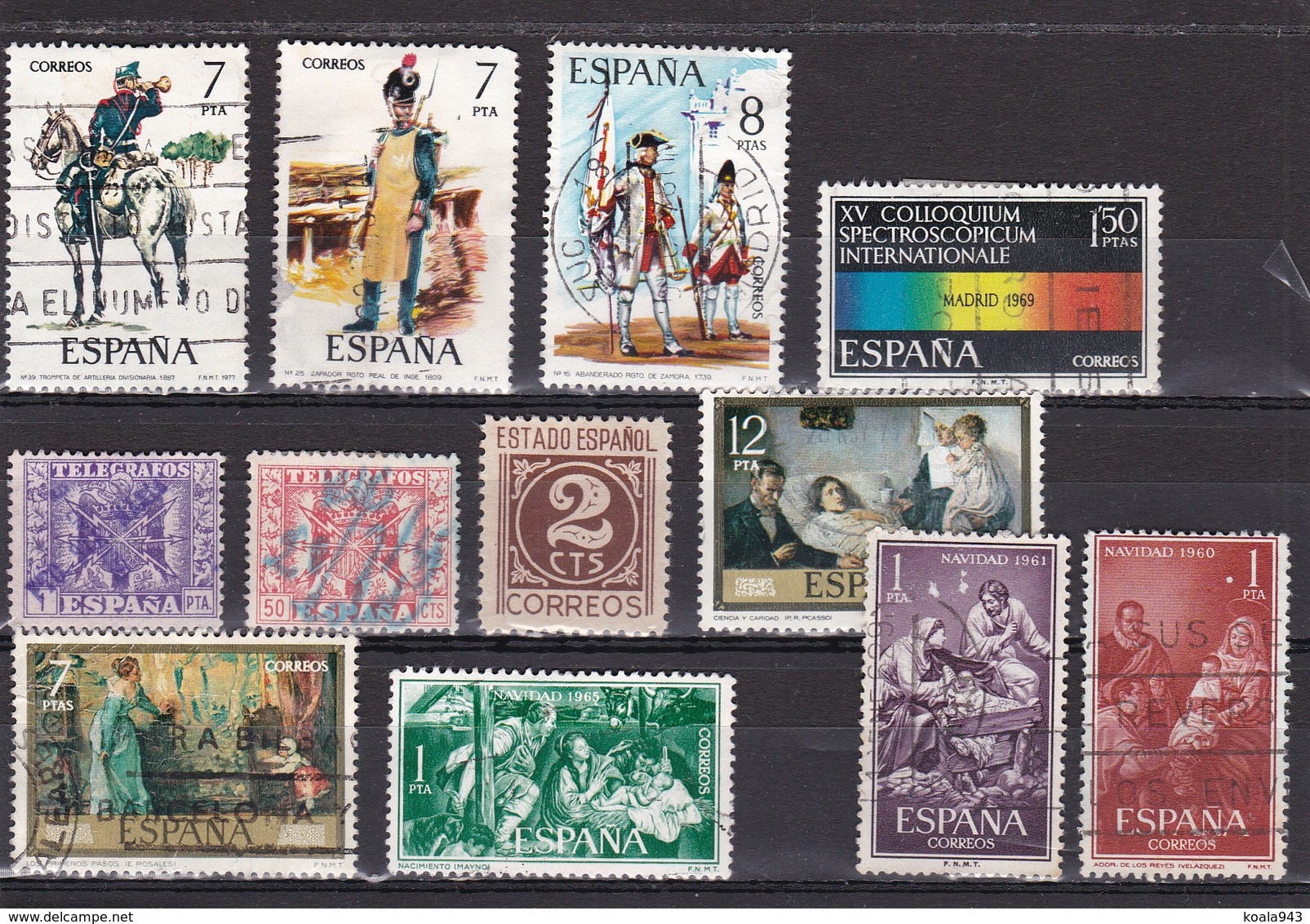 LOT/COLLECTION de environ 2200 TIMBRES (dont + de 1500 vrac à trier) Variés - Timbres/Stamps -