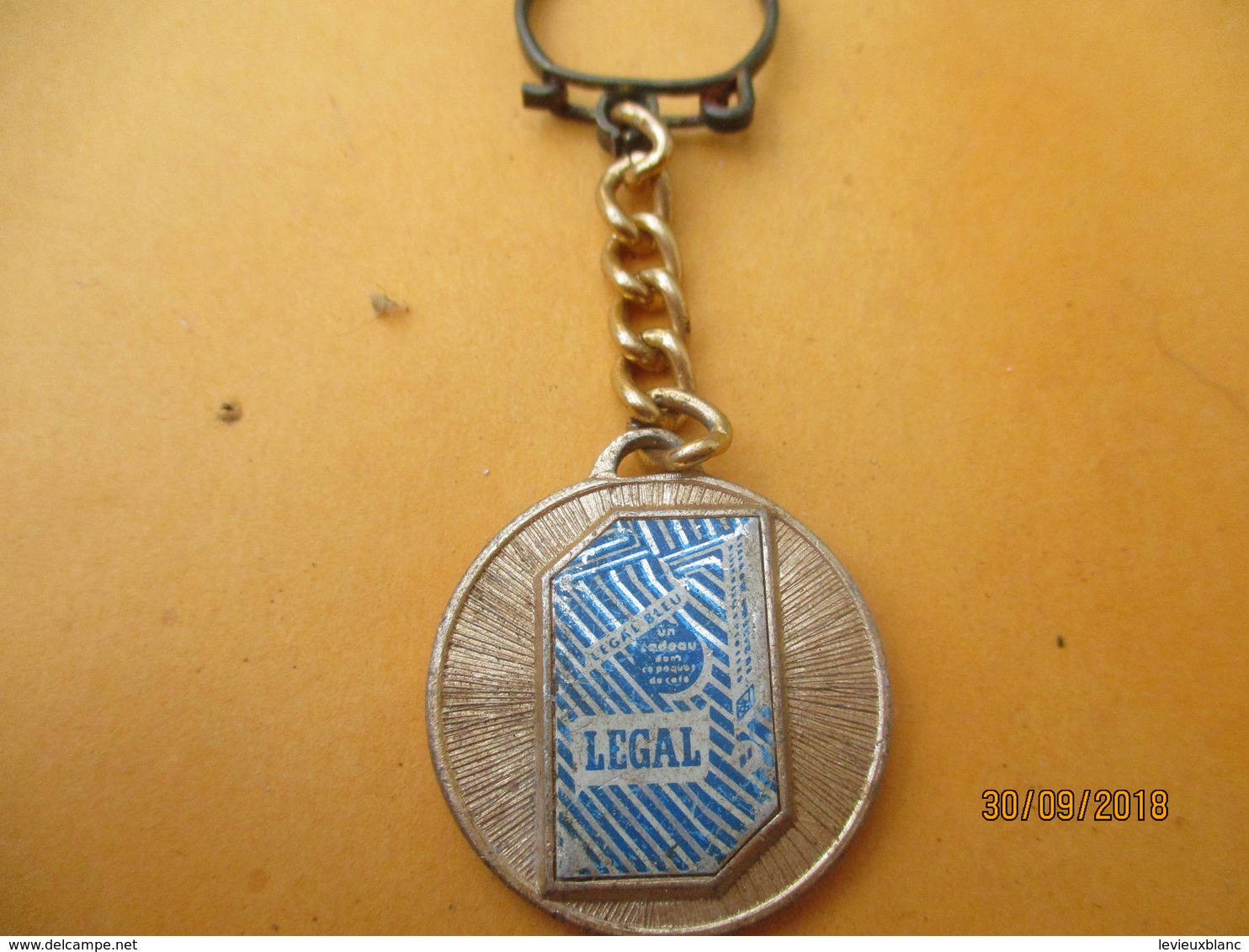 Porte-clé Publicitaire/Alimentation / Café /LEGAL Bleu/ / Le Café C'est Legal/   Métal /Vers 1960-1970  POC401 - Key-rings