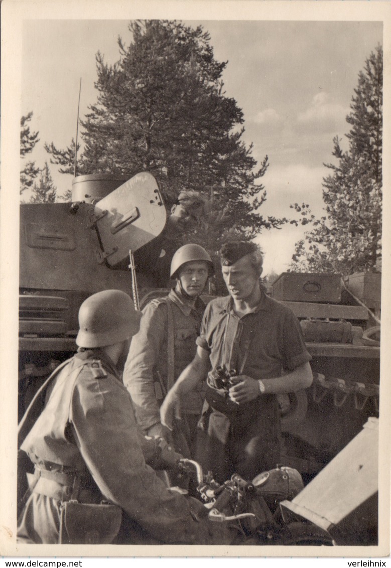 Postkarte Kampf Der SS-Gebirgsdivision Nord In Karelien – Unsere Schweren WH.-Panzer Sind Beliebt Bei Den Finnen - 1939-45