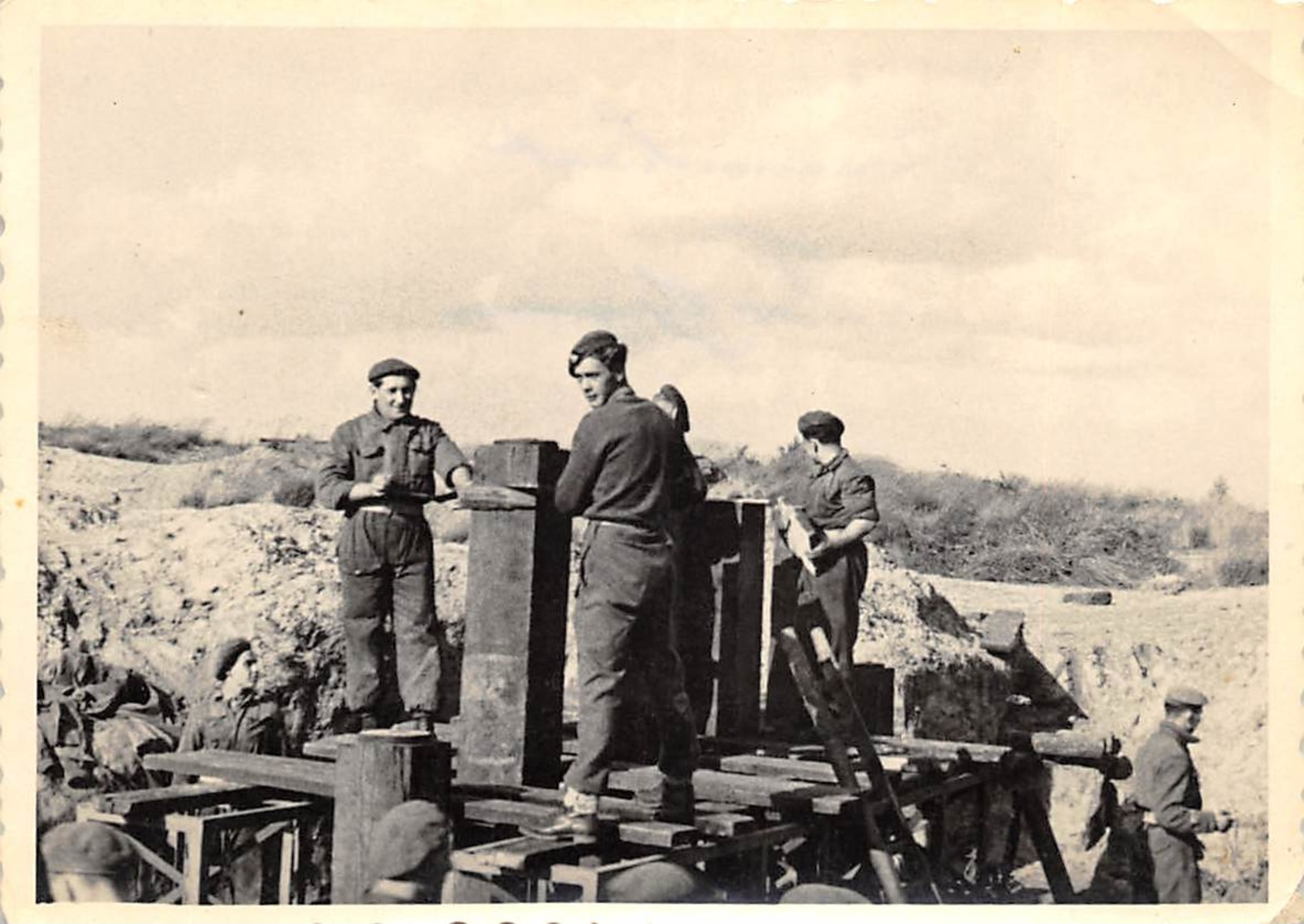 Militaria Photo - Animée, Brasschaat Polygone - Guerre, Militaire