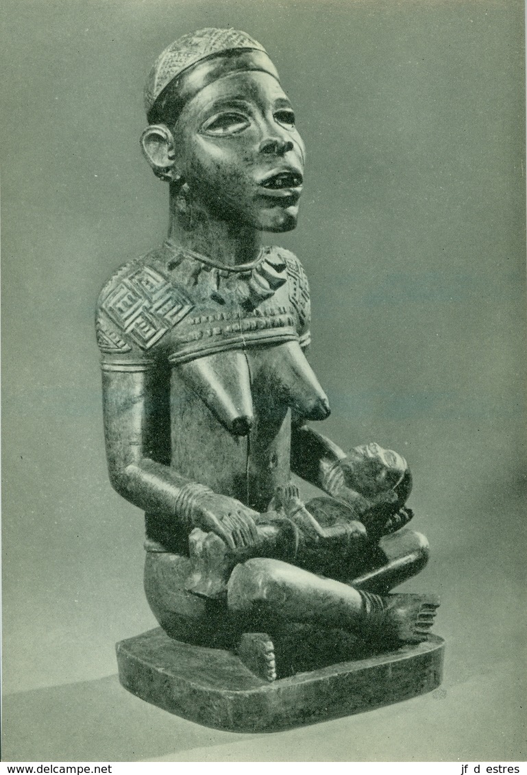CP Mère Avec Enfant Statue D'ancêtre Ba-Yombe  Musée Royal Du Congo Belge I Vers 1960 - Collections & Lots