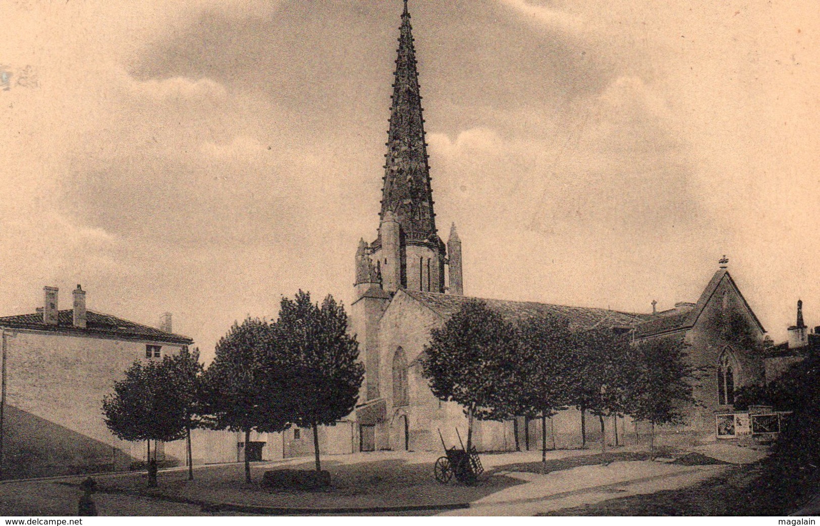 Fontenay Le Comte : église St Jean - Fontenay Le Comte