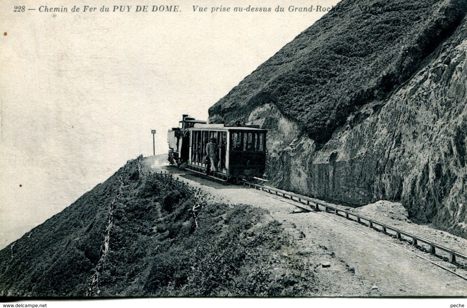 N°65287 -cpa Chemin De Fer Du Puy De Dôme - Treinen