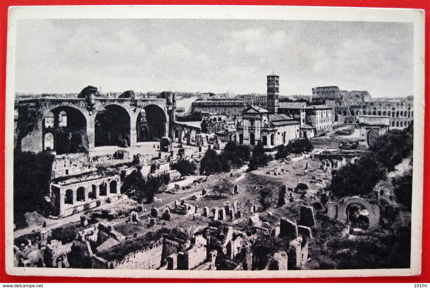 ROMA - FORO ROMANO , BASILICA DI MASSENZIO - Churches