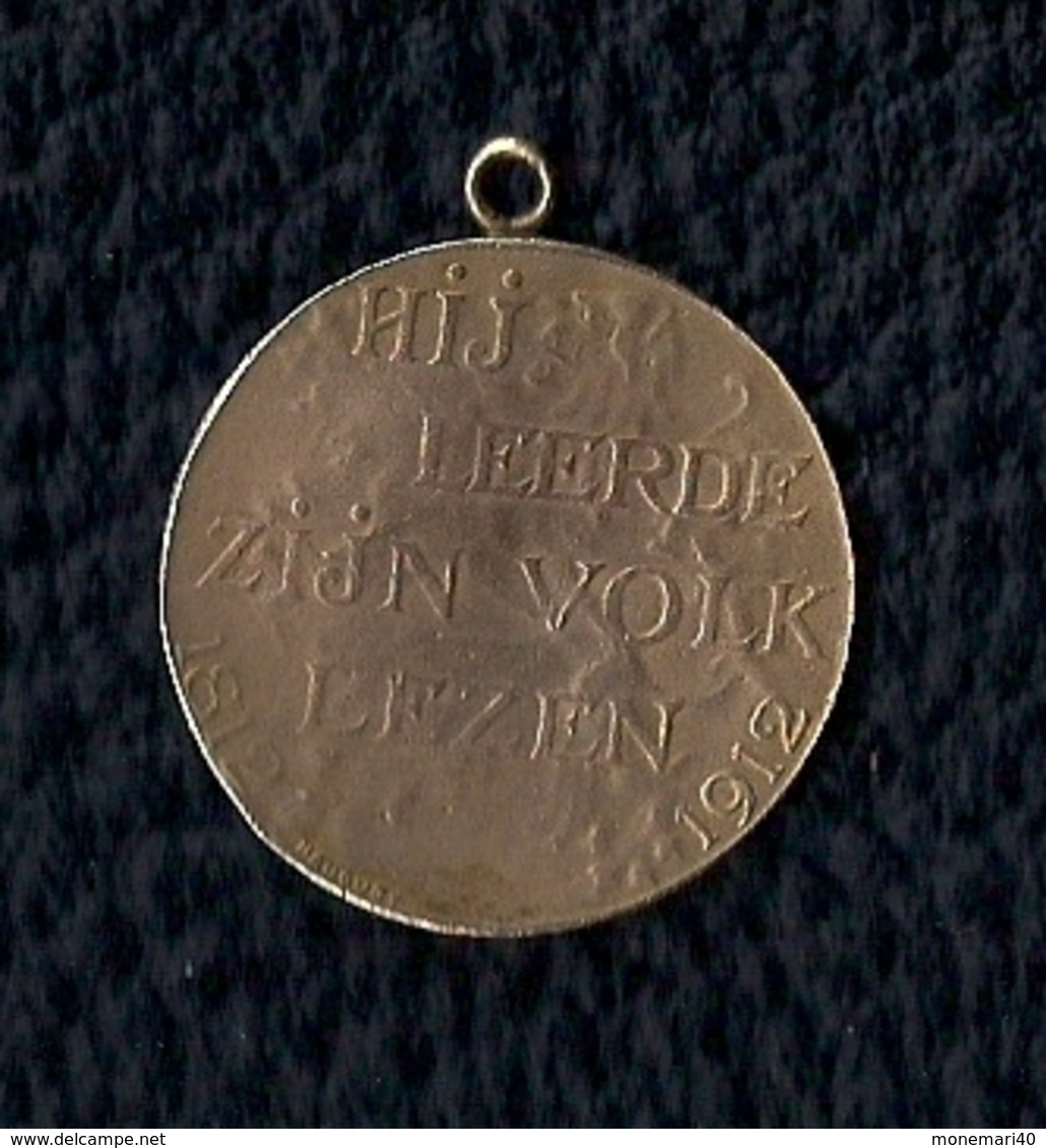 MÉDAILLE - HENDRIK CONSCIENCE - 1812- 1912 - CENTENAIRE.(Hij Leerde Zijn Volk Lezen) - Autres & Non Classés