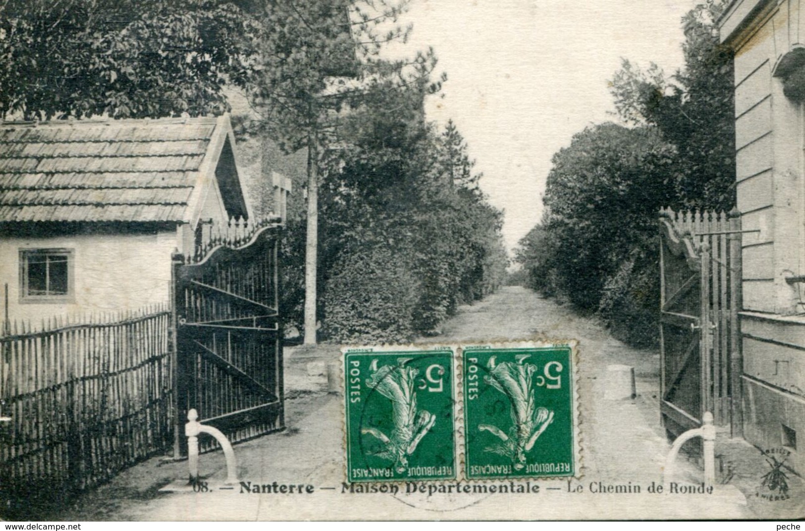 N°65315 -cpa Nanterre -le Chemin De La Ronde -Maison Départementale- - Nanterre