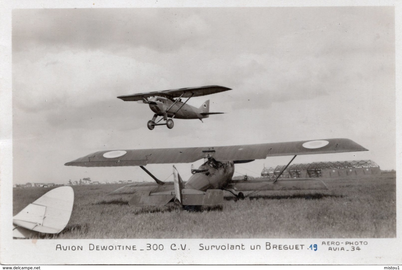 Avion Dewoitine - 300 - Survolant Un Breguet - - 1919-1938: Between Wars