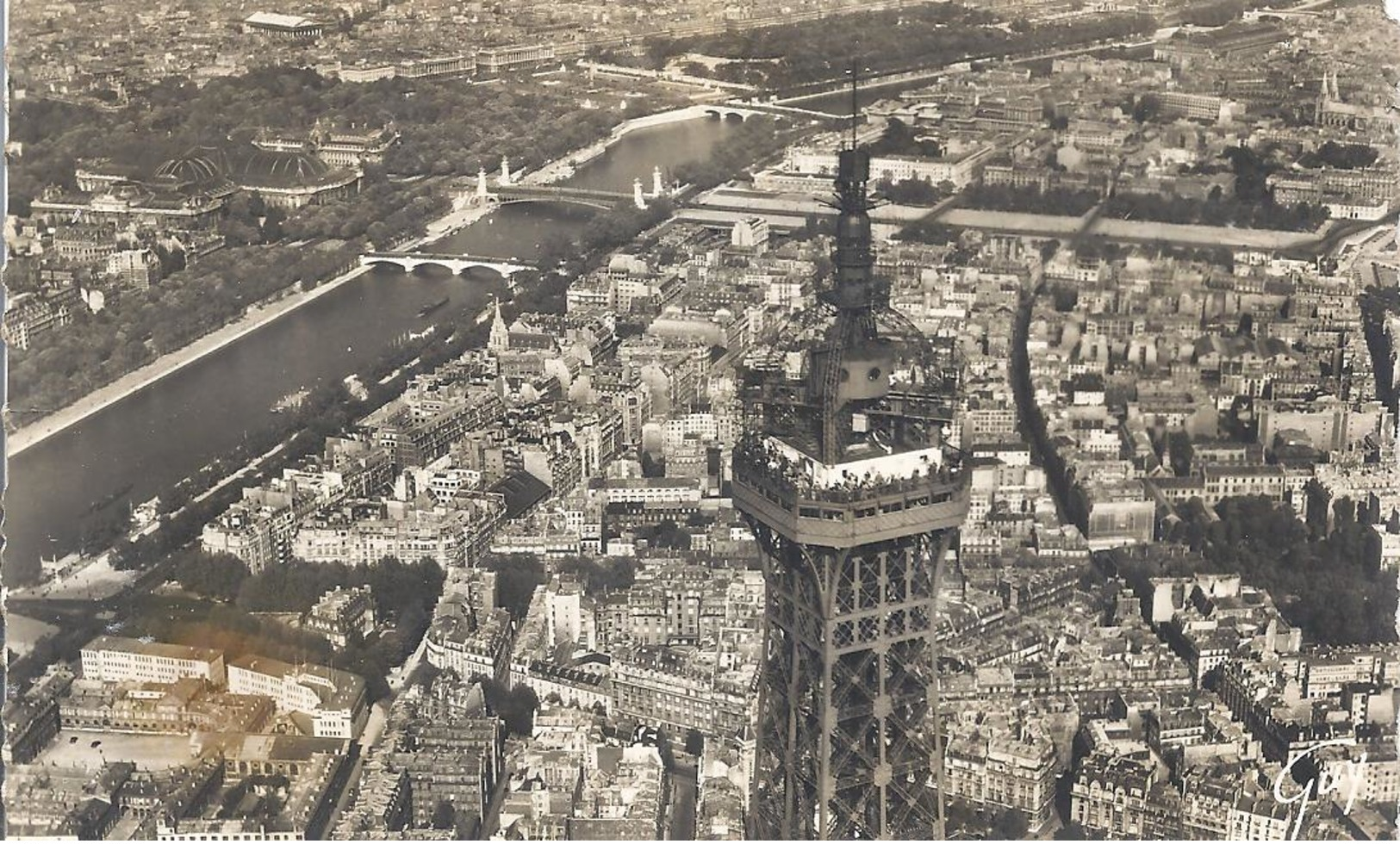 Ansichtskarte Von Paris  Aus Dem Jahre 1952    Frankiert  Mit Sonderstempel - Squares