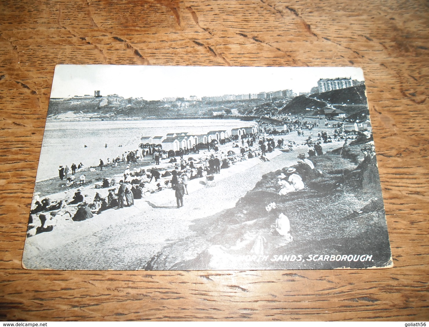 Carte Postale Ancienne De North Sands, Scarborough, Carte Très Animée, Nombreux Personnages Sur La Plage, Daté 1911 - Scarborough